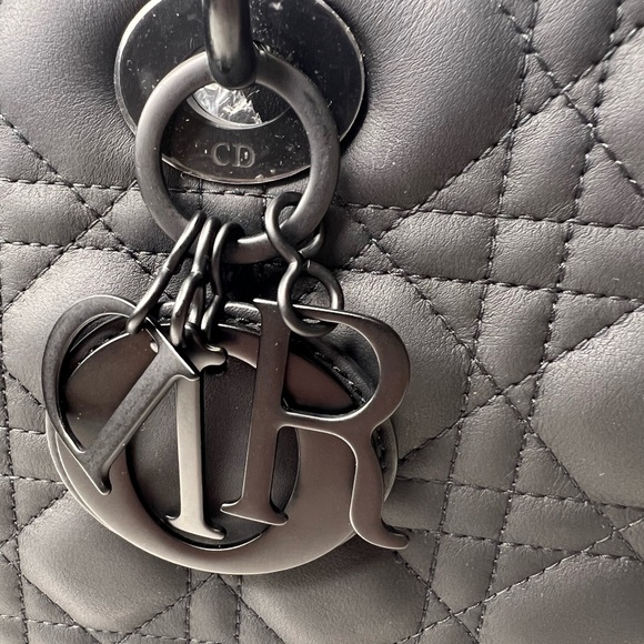 Christian Dior Lady Cannage So Black Large ultramatte calfskin - Picture 5 of 10